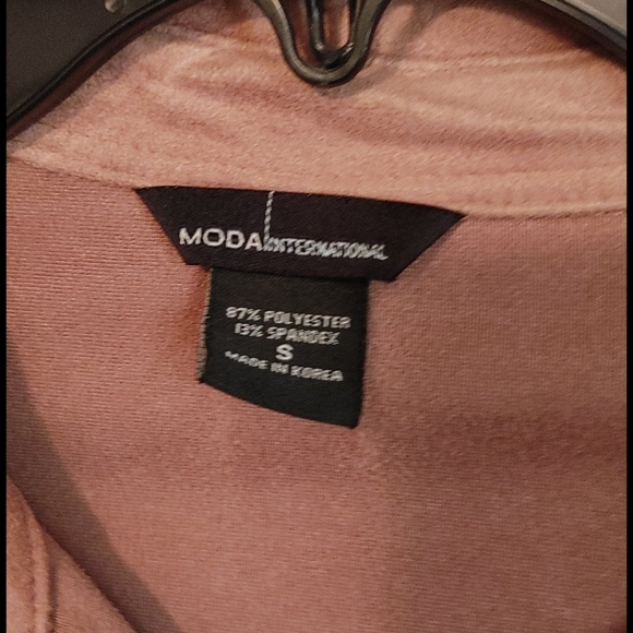 Snap Button Down Top - Picture 3 of 4